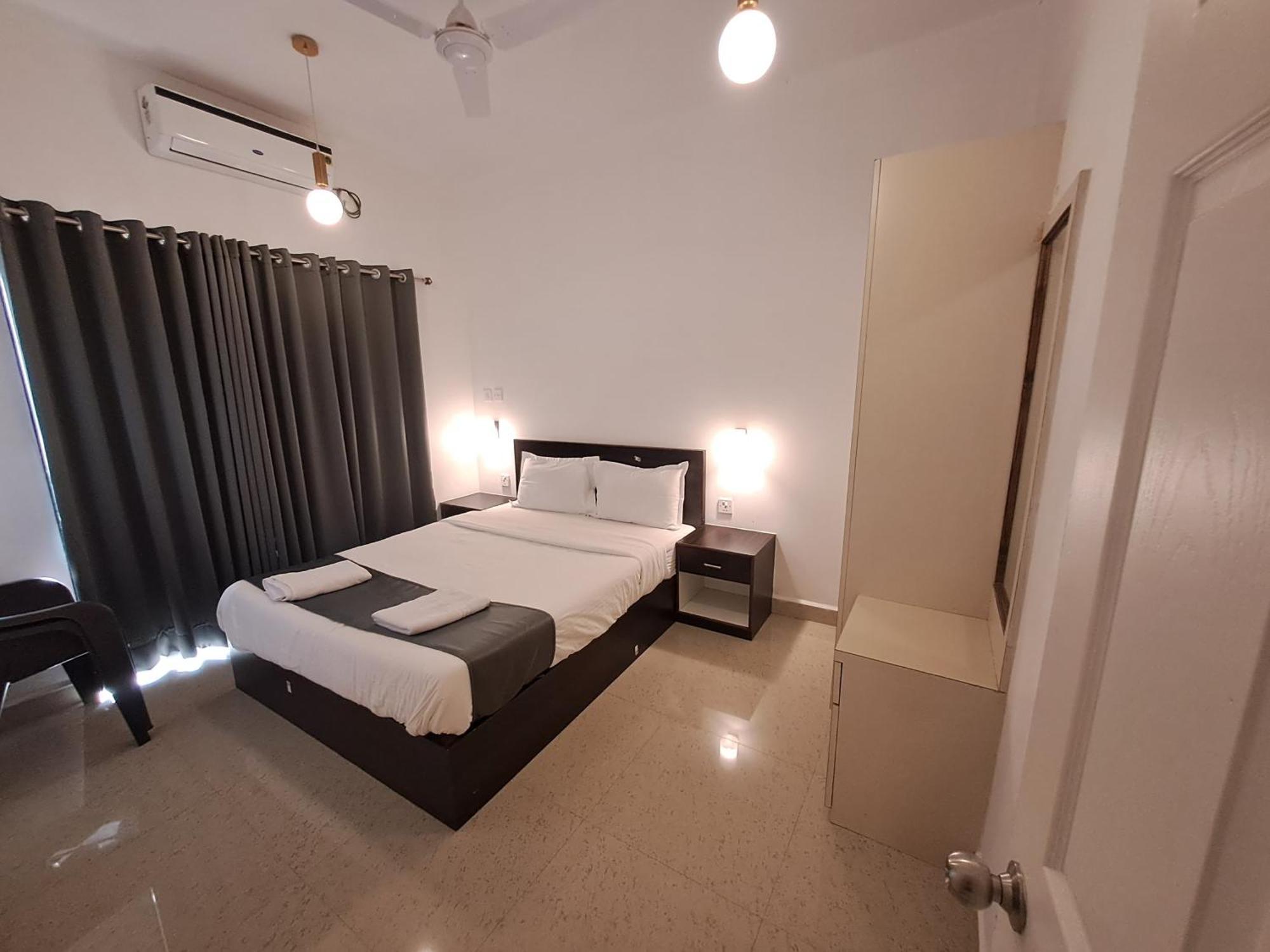 Hotel Rsa Residency Pernem Esterno foto